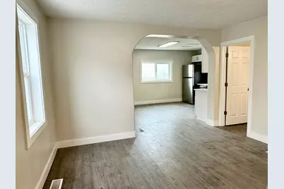 282 E Vine St, Tooele, UT 84074 - Photo 4