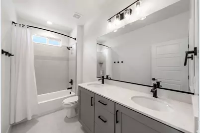 739 S Middle Dr, Washington, UT 84780 - Photo 44
