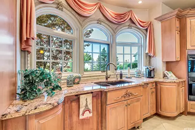1201 N Oak Forest Rd, Salt Lake City, UT 84103 - Photo 22