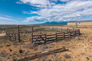 700 E Peter Springs Rd, Monticello, UT 84535 - Photo 42