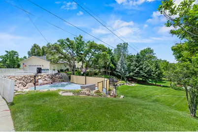 789 E Sherwood Dr, Kaysville, UT 84037 - Photo 10