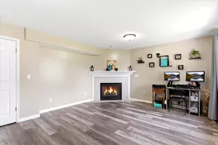 1016 N 525 W, Clinton, UT 84015 - Photo 6
