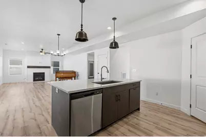244 N 200 E, Salem, UT 84653 - Photo 14