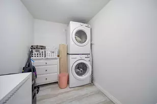 1806 E 9800 S, Sandy, UT 84092 - Photo 34