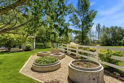 788 N Center St, Midway, UT 84049 - Photo 10