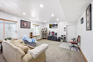 2842 W Table Rock Dr, Taylorsville, UT 84129 - Photo 40