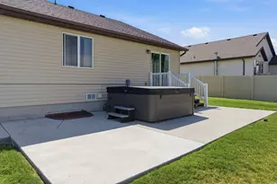2151 N 130 W, Tooele, UT 84074 - Photo 32