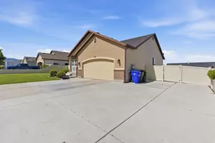 2151 N 130 W, Tooele, UT 84074 - Photo 28