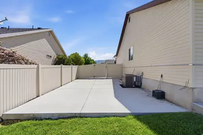 2151 N 130 W, Tooele, UT 84074 - Photo 30