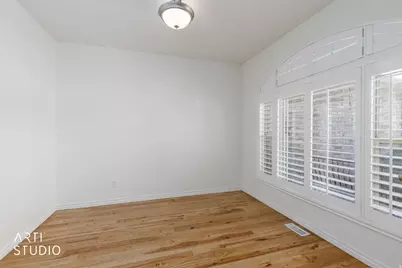 2327 Bluff Ridge Dr, Syracuse, UT 84075 - Photo 10