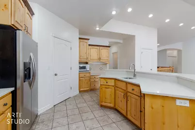 2327 Bluff Ridge Dr, Syracuse, UT 84075 - Photo 16