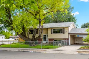 6190 S Country Hills Dr, Taylorsville, UT 84129 - Photo 4