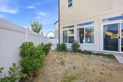 83 E Polaris Dr, Saratoga Springs, UT 84045 - Photo 24