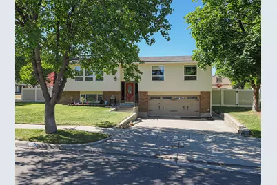 2648 E Eastmanor Dr, Cottonwood Heights, UT 84121 - Photo 2