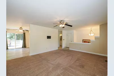 2648 E Eastmanor Dr, Cottonwood Heights, UT 84121 - Photo 8