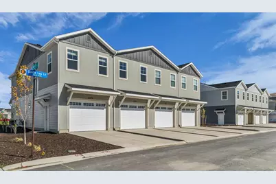 1376 E Goldie Lou Lane Unit 45, Eagle Mountain, UT 84005 - Photo 2