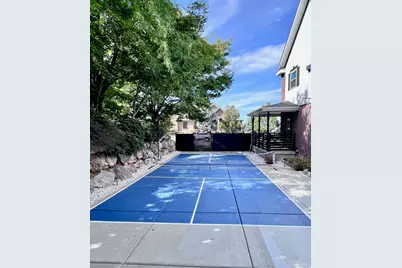 4433 S Devonshire Dr E, Bountiful, UT 84010 - Photo 48