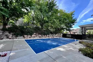 4433 S Devonshire Dr E, Bountiful, UT 84010 - Photo 46
