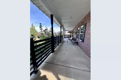 4433 S Devonshire Dr E, Bountiful, UT 84010 - Photo 4