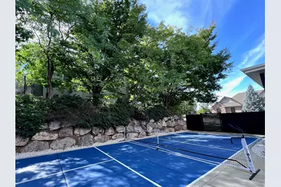 4433 S Devonshire Dr E, Bountiful, UT 84010 - Photo 50
