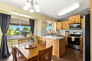 2045 Katies Way, Clearfield, UT 84015 - Photo 8