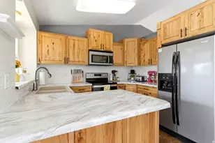 2045 Katies Way, Clearfield, UT 84015 - Photo 10