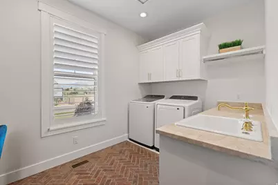657 W Broken B Ln, Kaysville, UT 84037 - Photo 34