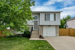 1831 S 200 W, Clearfield, UT 84015 - Photo 2