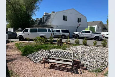 7046 S 700 E, Midvale, UT 84047 - Photo 4