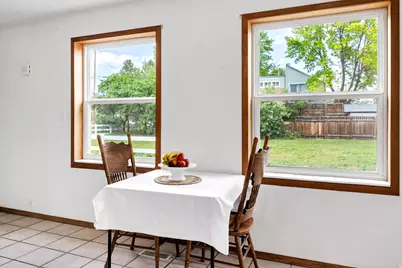 489 S 100 E, Hyrum, UT 84319 - Photo 14