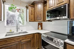 5308 W Elsmere Ln, Herriman, UT 84096 - Photo 8