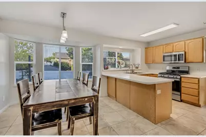2798 W Denali Dr S, Taylorsville, UT 84129 - Photo 8