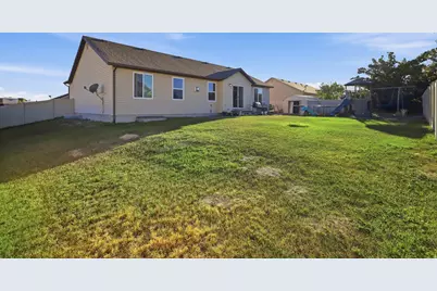 1101 E Searle Ln N, Eagle Mountain, UT 84005 - Photo 42