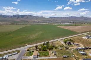 5418 W 20300 N, Plymouth, UT 84330 - Photo 4