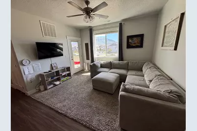 690 N 380 W, Vineyard, UT 84059 - Photo 2