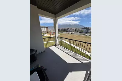 690 N 380 W, Vineyard, UT 84059 - Photo 4