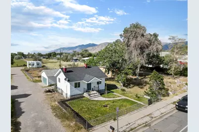 318 W Vine St, Tooele, UT 84074 - Photo 6