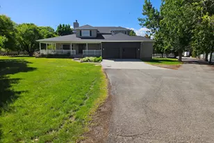 812 E Bates Rd, Erda, UT 84074 - Photo 138
