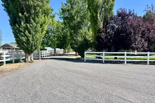 812 E Bates Rd, Erda, UT 84074 - Photo 104