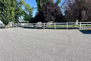 812 E Bates Rd, Erda, UT 84074 - Photo 4