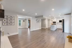 1725 E Faunsdale Cir S, Sandy, UT 84092 - Photo 12