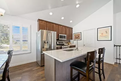 1606 Seneca Dr, Roy, UT 84067 - Photo 12
