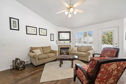 1606 W Seneca Dr N, Roy, UT 84067 - Photo 2