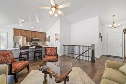 1606 W Seneca Dr N, Roy, UT 84067 - Photo 10