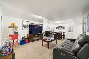 1606 W Seneca Dr N, Roy, UT 84067 - Photo 20