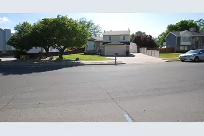 2251 N 850 W, Clinton, UT 84015 - Photo 4