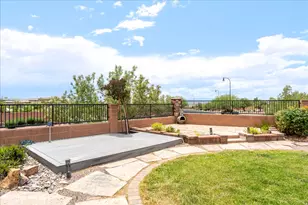 313 W Peridot Dr, Washington, UT 84780 - Photo 40