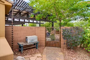 313 W Peridot Dr, Washington, UT 84780 - Photo 48