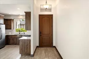 313 W Peridot Dr, Washington, UT 84780 - Photo 6