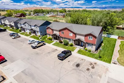 233 E 500 N, Roosevelt, UT 84066 - Photo 32